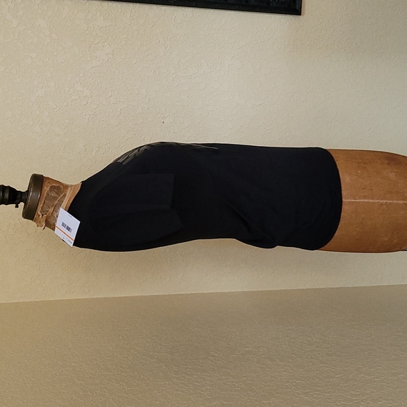 SOLD...NWT WOMENS AK SPORT BLACK T-SHIRT SIZE S - Picture 2 of 6